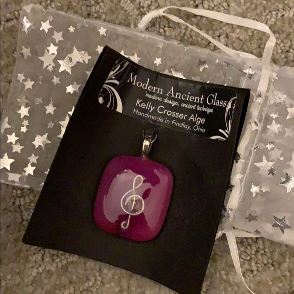 New in package necklace pendant